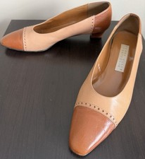 VTG 90s Designer Spectator Heels 1.5    Two Tone Camel Leather ITALY Women SZ 10