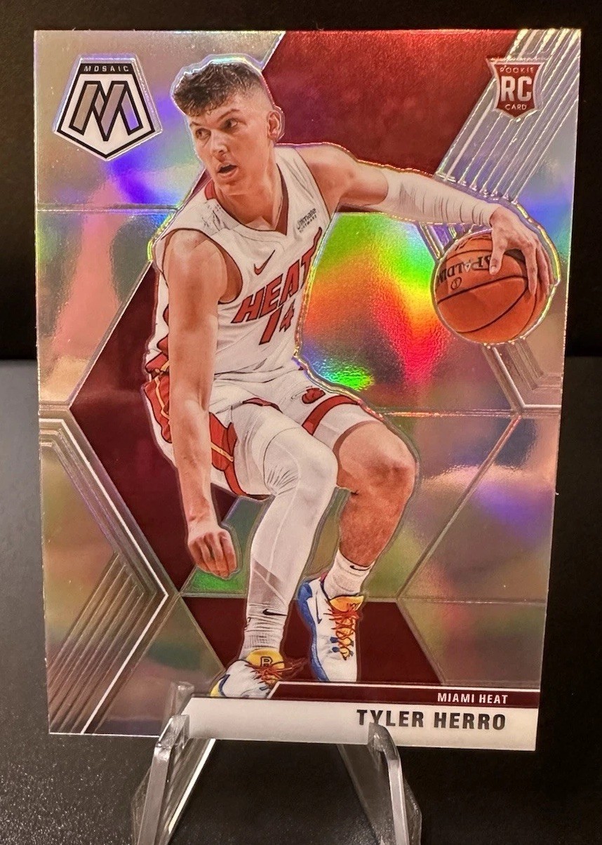 2019-20 Panini Mosaic - Rookies Tyler Herro #223 Silver Prizm (RC)