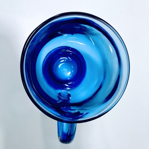 Anchor Hocking Vintage Cobalt Blue Glass Pedestal Footed Coffee Tea Mug 16 oz. - Picture 10 of 17