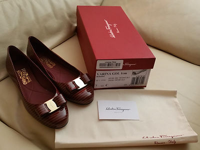 人気！ほぼ未使用|フェラガモ|7.5C|25㎝|VARINA|黒|k1457 人気！ほぼ未使用|フェラガモ|7.5C|25㎝|VARINA|黒