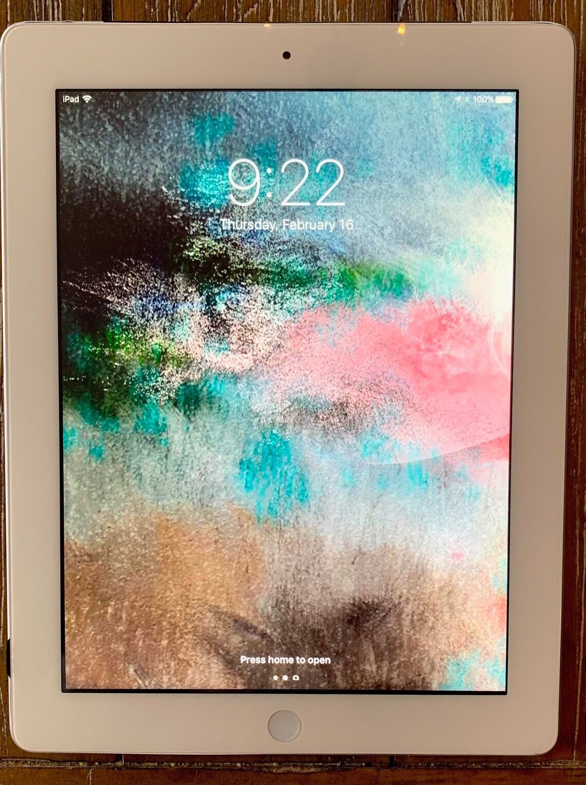 迅速発送可 美品 apple iPad 第4世代 16GB 9.7インチ大画面-