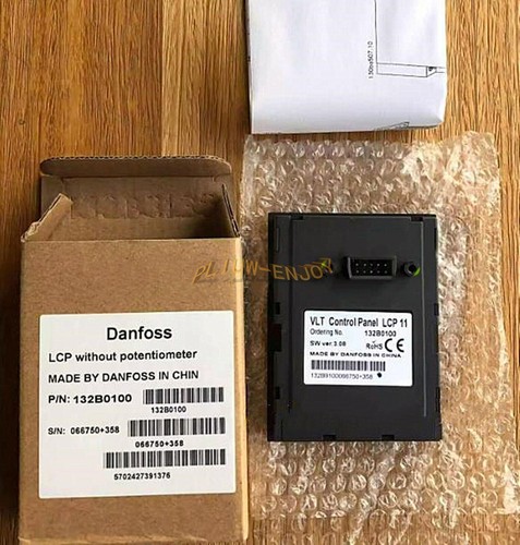 One Brand New DANFOSS Inverter FC51 series operation panel 132B0100 - Picture 2 of 3