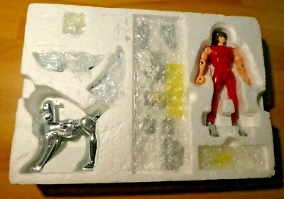 SAINT SEIYA RETRO FIGURE RARE CLOTH BRONZE PEGASUS BANDAI