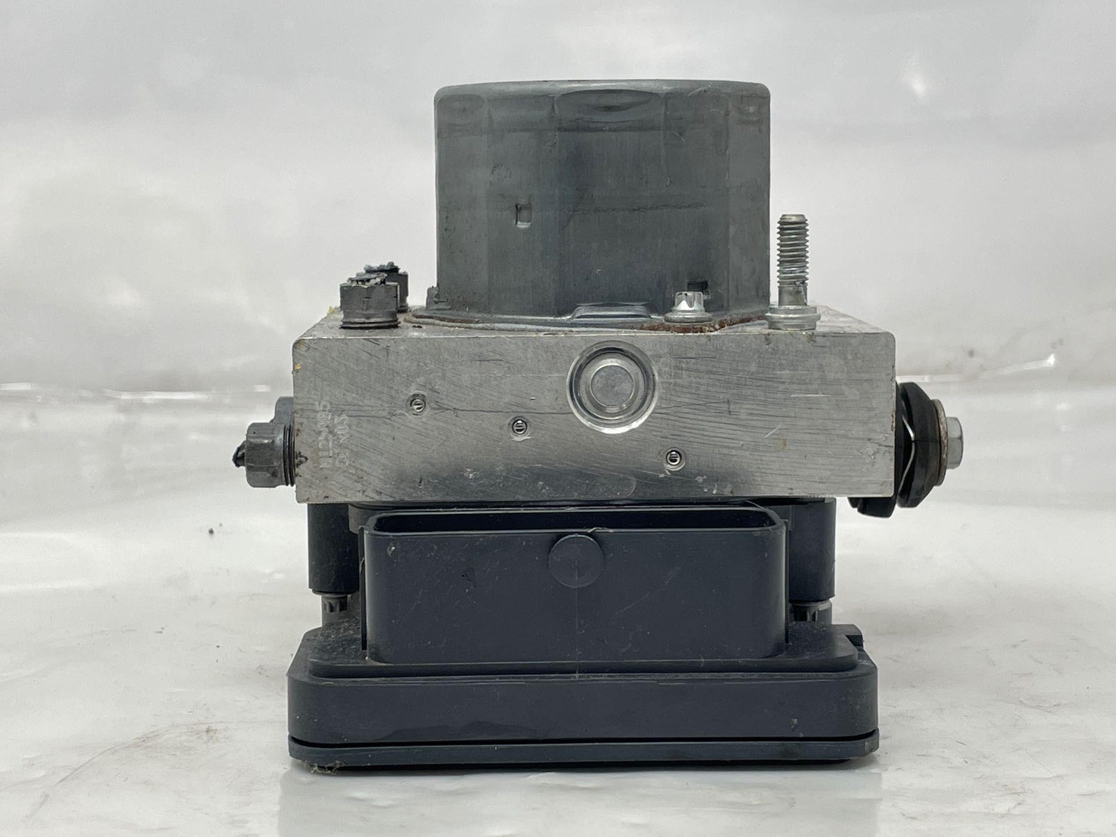 A2014 Maserati Quattroport ABS Anti Lock Brake Pump Assembly 50k OEM 2265106516
