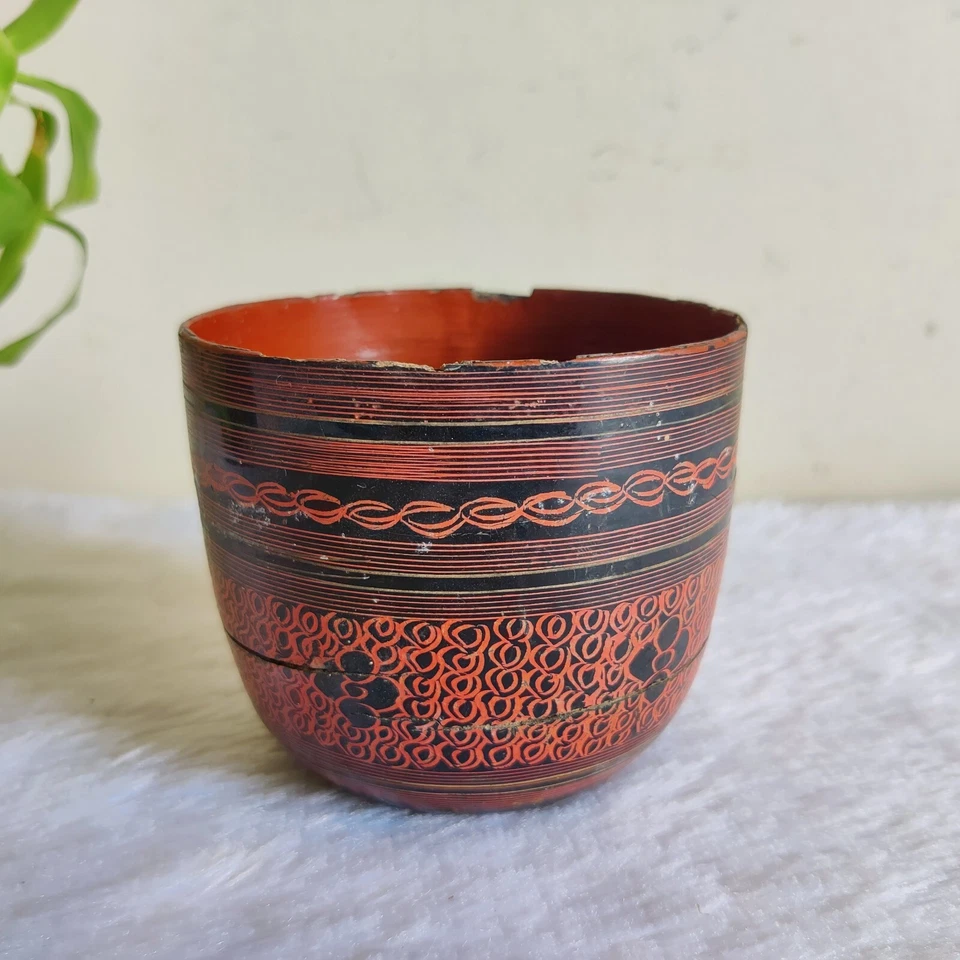 Tigela de madeira birmanesa vintage colorida lacada pintada à mão 1910 W635 - Imagem 3 de 4