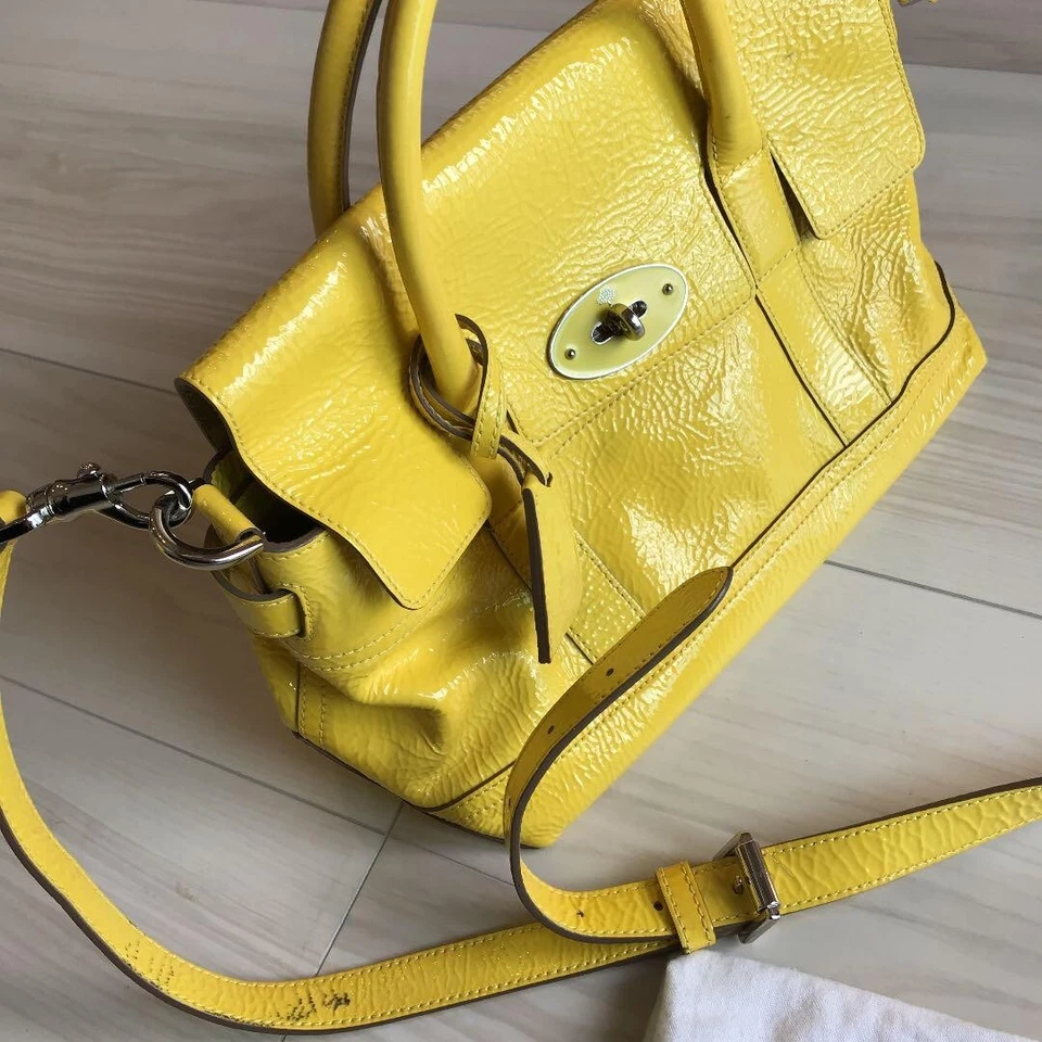 Bolso de Cuero Mulberry Bayswater Mini Turnlock Solapa Amarillo H20 x W30x D16 cm Foto 4 de 4