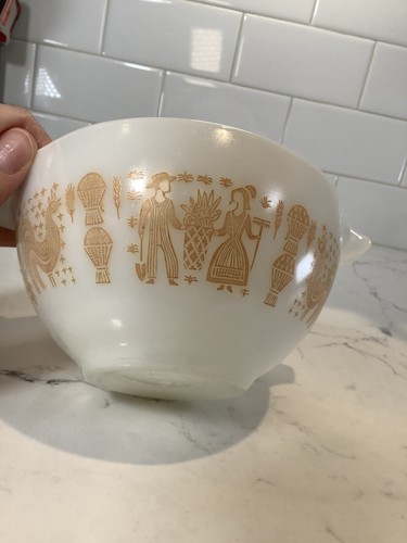 Pyrex Orange Pumpkin Amish Butterprint Mixing Bowl 441 - 1 1/2 Pt. - Picture 8 of 15