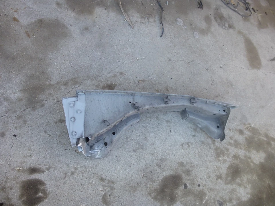 JAGUAR XJ8 XJR VANDEN PLAS 2004 2005 2006 07 2008 2009 QUADRO DE PARA-LAMA DIANTEIRO DIREITO - Imagem 2 de 2