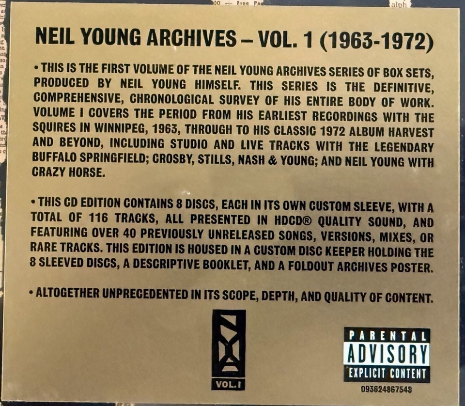 Neil Young Neil Young Archives Volume 1 1963 1972 8CD Boxset New Neil young neil young archives volume 1 1963 1972 8cd boxset new
