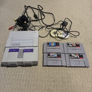 Super Nintendo Console SNES 4 Games Lot Works