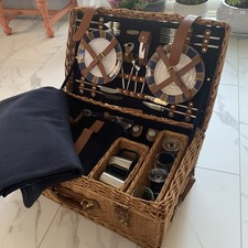 Luxury Wicker Picnic Basket w/ Cups WineGlasses Utensils