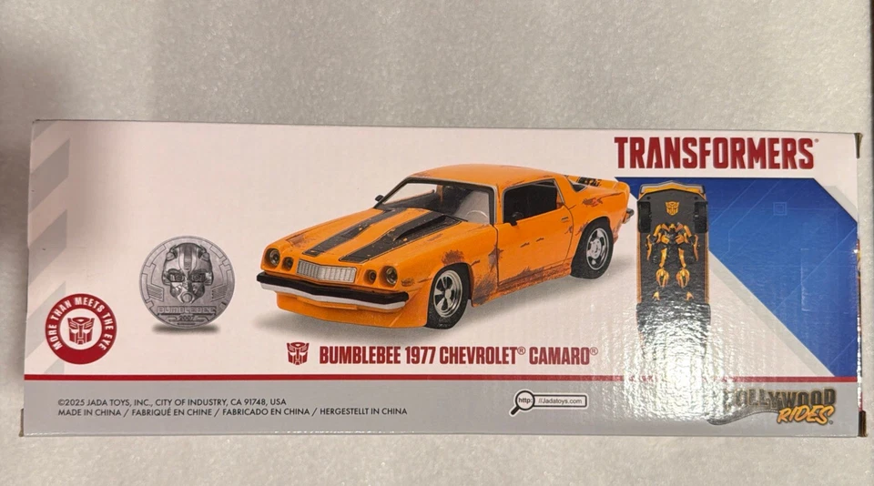 Bumblebee 1977 Chevrolet Chevy Camaro + Coin Transformers 1:24 JADA - Image 4 of 4