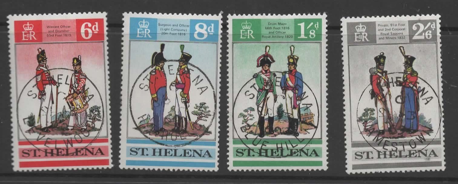 UNIFORMES MILITARES ST.HELENA SG245/8 1969 FINOS USADOS