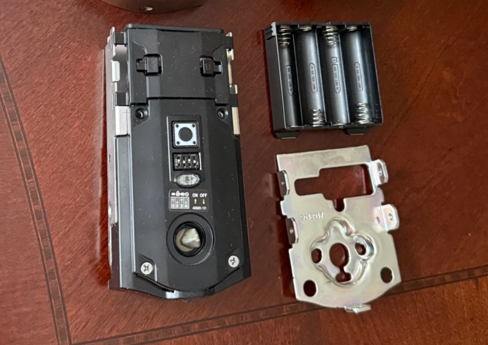 SOLO PIEZAS - KWIKSET Smartcode 913 Panel táctil Bloqueo electrónico Níquel satinado y llaves Foto 4 de 4