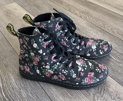 Dr Martens Hackney Women Black Floral Flowers Lace Up Ankle