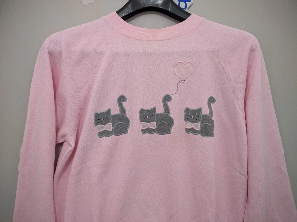 Hanes Sweatshirt Womens M Pullover Cat Kitten Embroider Crazy Grandma VTG USA - Image 3 of 4