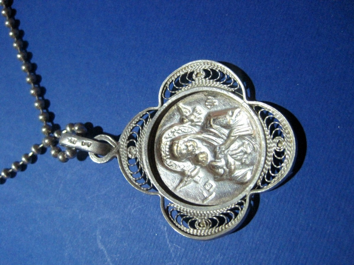 Vintage Silver 950 Pendant with Maria Motif – 21.5 Grams 