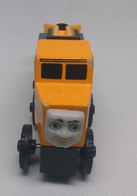 Thomas and Friends train Wooden Railway Butch  the Sodor Heavy Recovery Unit