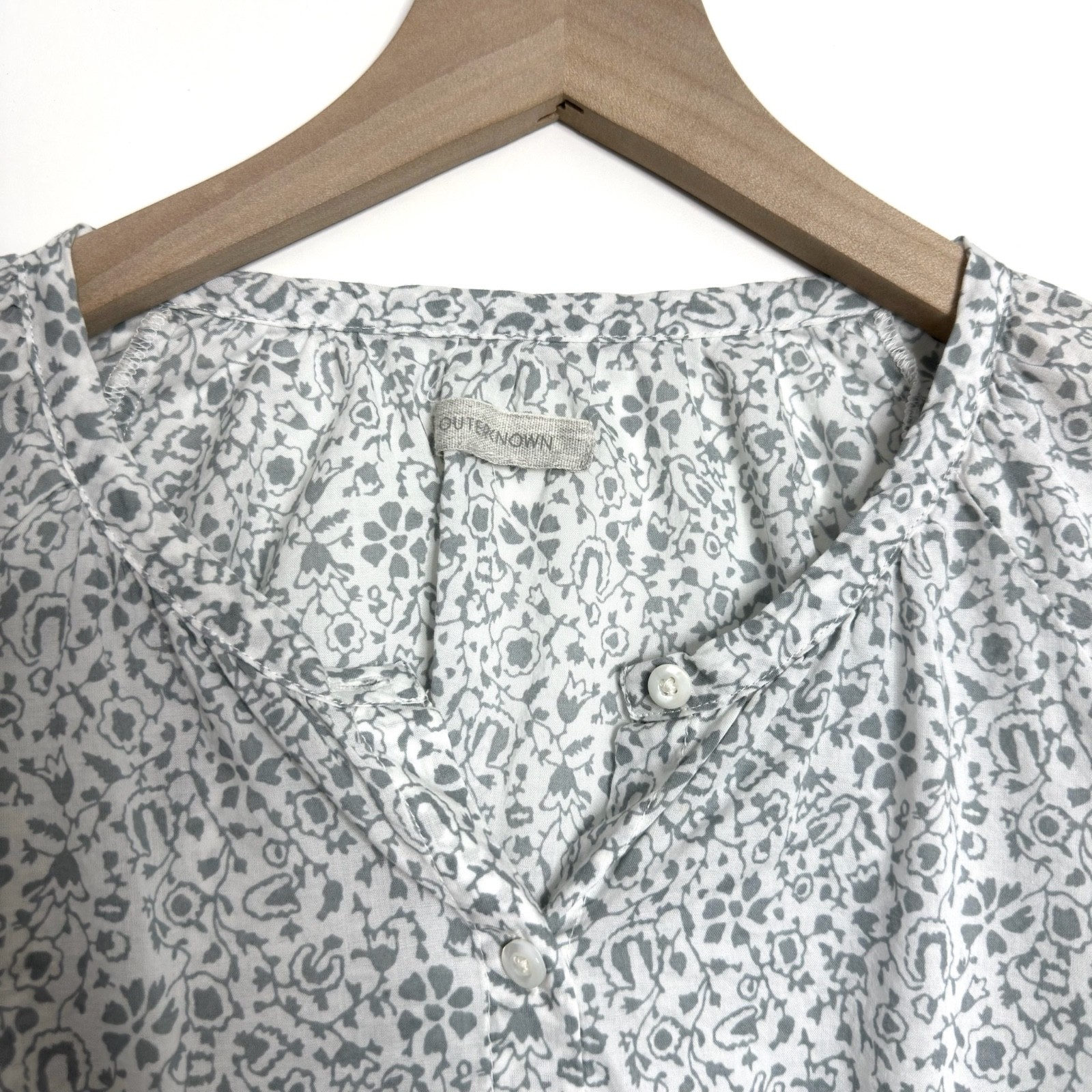 OUTERKNOWN Folk Top Button Front Blouse Floral Wh… - image 6
