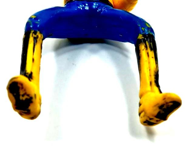 4-дюймовая экшн-фигурка ковбоя в позе для верховой езды Heartland 1960-70-е (требуется TLC) - Изображение 3 из 4