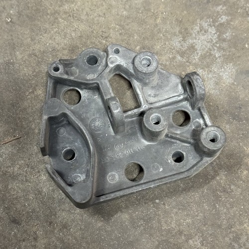 Porsche 911 Throttle Linkage Mounting Plate Magnesium 911 110 234 0R