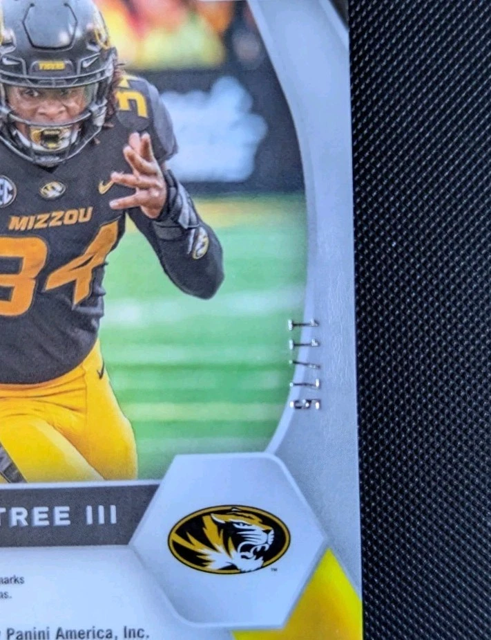 2021 Prizm Draft Picks Blue Cracked Ice /75 Larry Rountree III Rookie Auto ⚡⚡ - Image 3 of 3