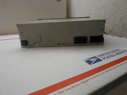 05 Audi A8 nav unit 4E0910887C ic#58663 QC0405 - Picture 2 of 4