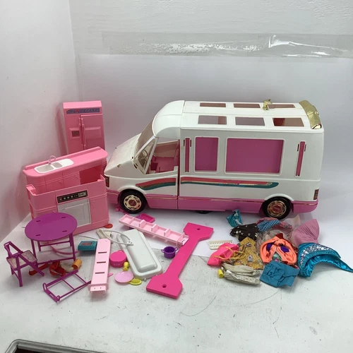 Vintage 1988 Barbie Magical Motorhome RV Camper Van White & Pink + Extras