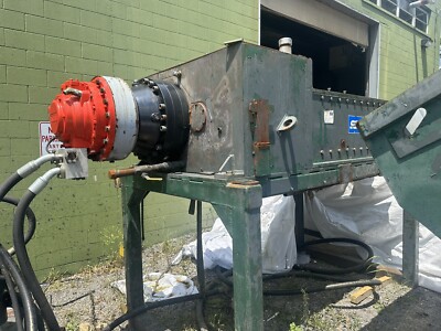 SSI Dual Shaft Shear 2400H