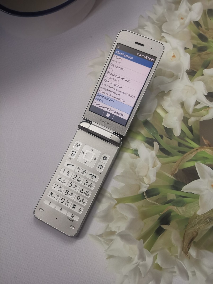 KYOCERA 902KC DIGNO-Unlocked Android Sliver Fashion Waterproof