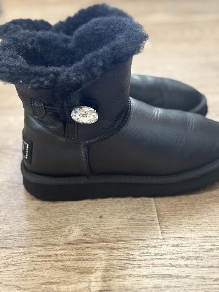 Women UGG Boots Black Leather 36.5 #O11X