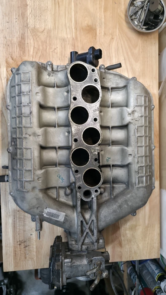 Colector de admisión de magnesio serie J y cuerpo del acelerador J35Z6 Foto 2 de 4