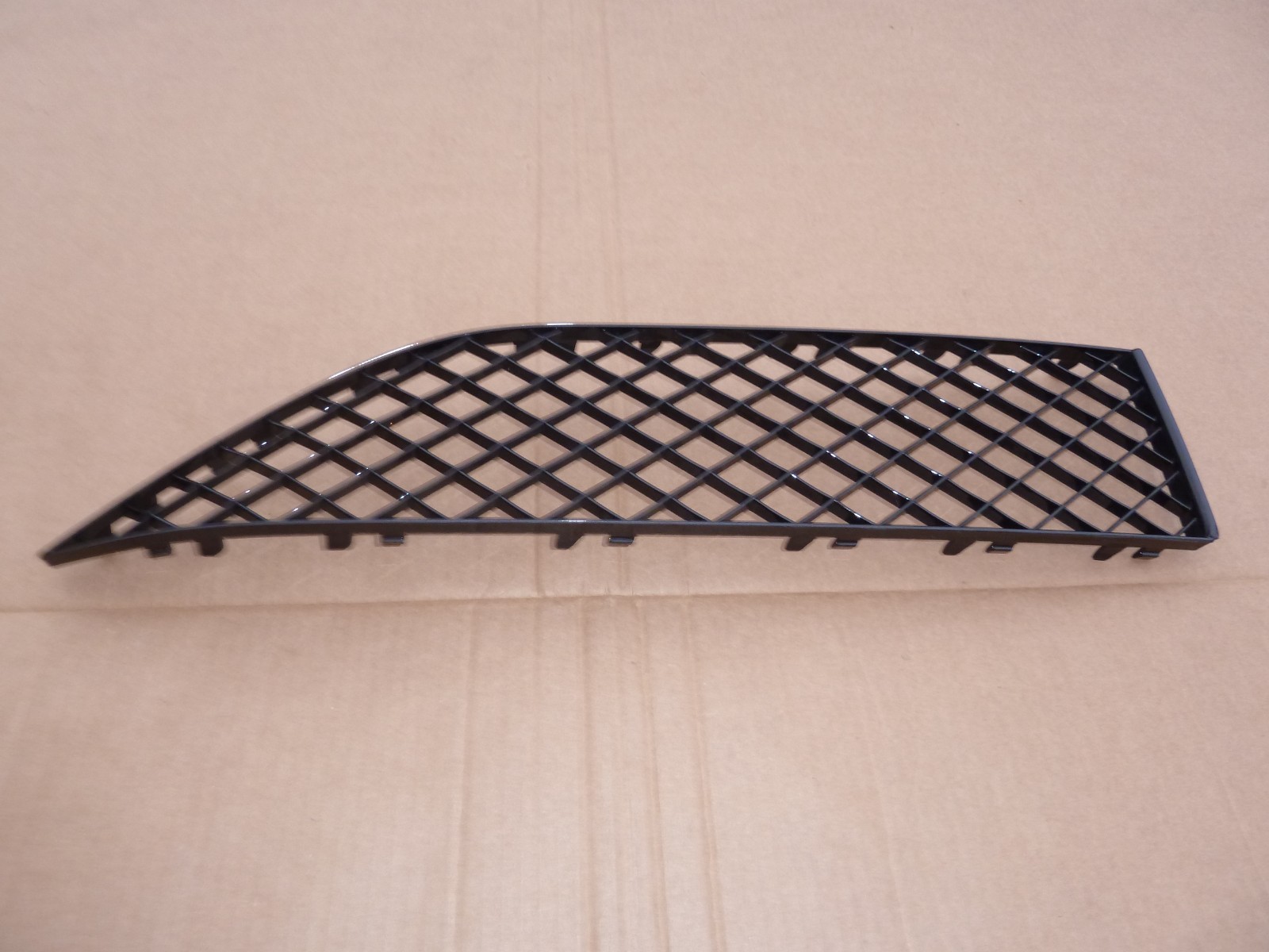 Bentley Bentayga 2021-2026 FRONT+RIGHT Front bumper