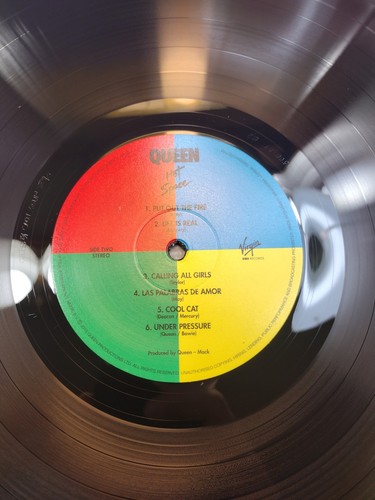 QUEEN 2LP LOT HOT SPACE SELF TITLED EXCELLENT VINYL 180G HALF SPEED REMASTERED - Picture 8 of 18