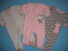 Carter's girls " 3 PC FOOTED FLEECE SLEEPERS"...3-6mth...GREY  PINK...EUC