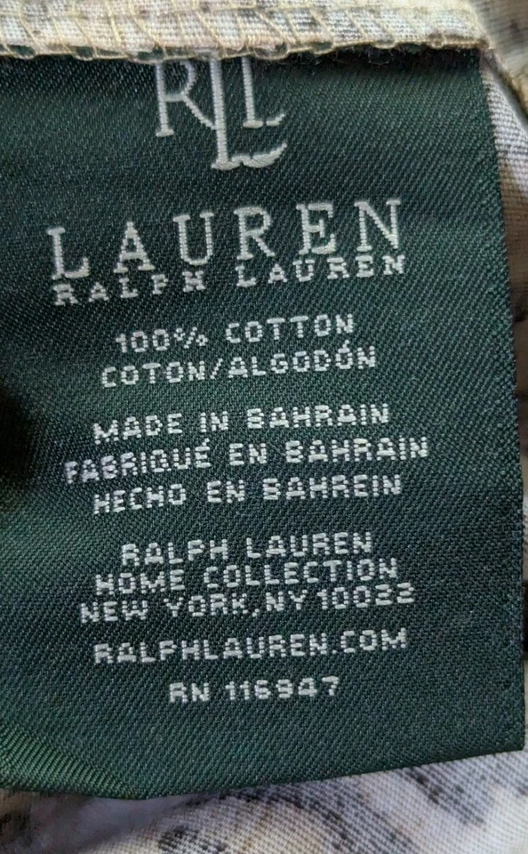 Funda de almohada Ralph Lauren Aragón tamaño estándar estampado de leopardo Ginebra usada en excelente estado Bahréin Foto 3 de 4