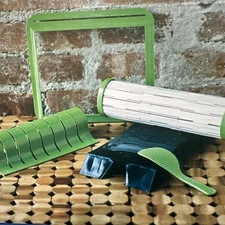 New Sushi Quik Sushi Marker Kitchen Accessory Green and White New in Box Gift