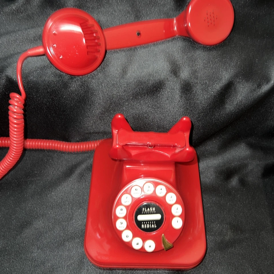 Teléfono fijo Pottery Barn Grand Phone rojo con botón pulsador giratorio Foto 2 de 4