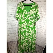 MAREE POUR TOI LADIES GREEN AND WHITE FLORAL MAXI DRESS SZ (20)  NEW WITH TAGS