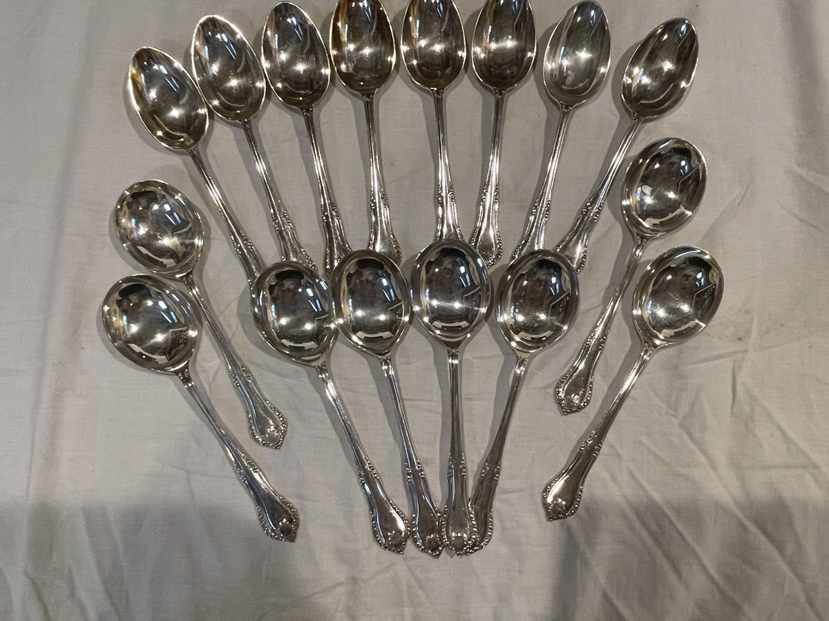 Vintage 75 piece JAMES DIXON SONS SILVERPLATE CHESTERFIELD & CASE