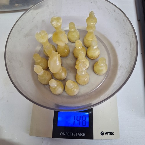 Natural Baltic amber Chess Sets - Chess Pieces with Chessboard - Picture 20 of 24