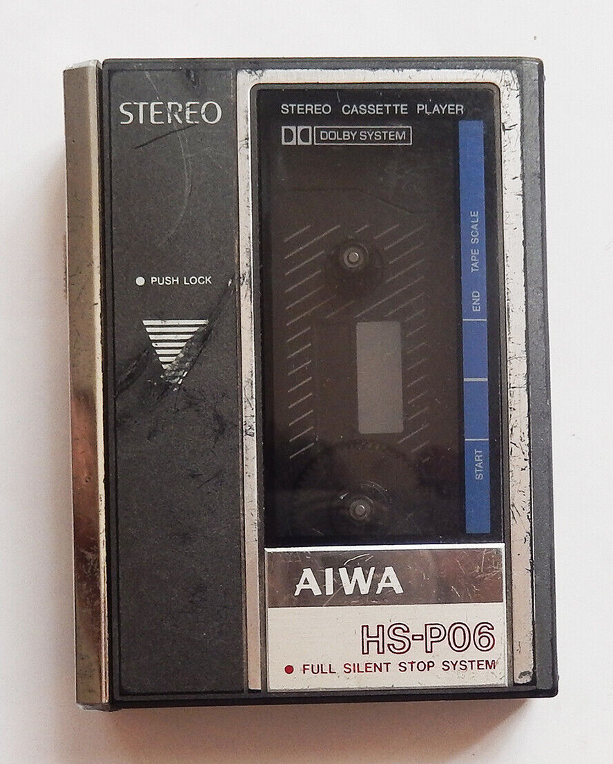 VINTAGE RARE RETRO AIWA WALKMAN HS-P06 STEREO TAPE JAPAN VINTAGE RARE RETRO AIWA WALKMAN HS-P06 STEREO TAPE JAPAN