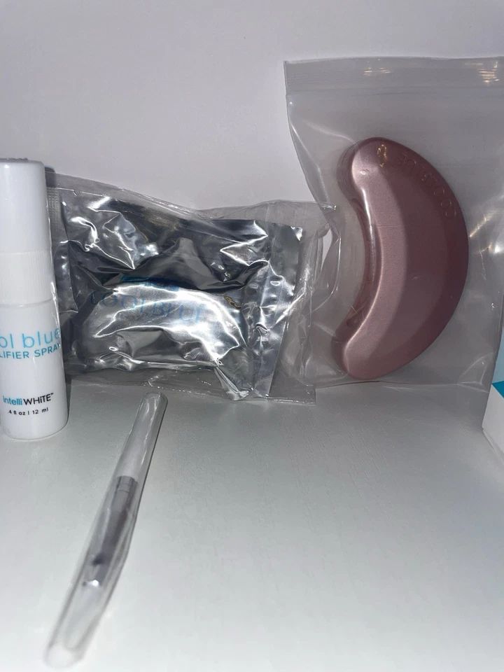 IntelliWhite Cool Blue Platinum Whitening System Smile Right Now Kit C0048 - Image 4 of 4