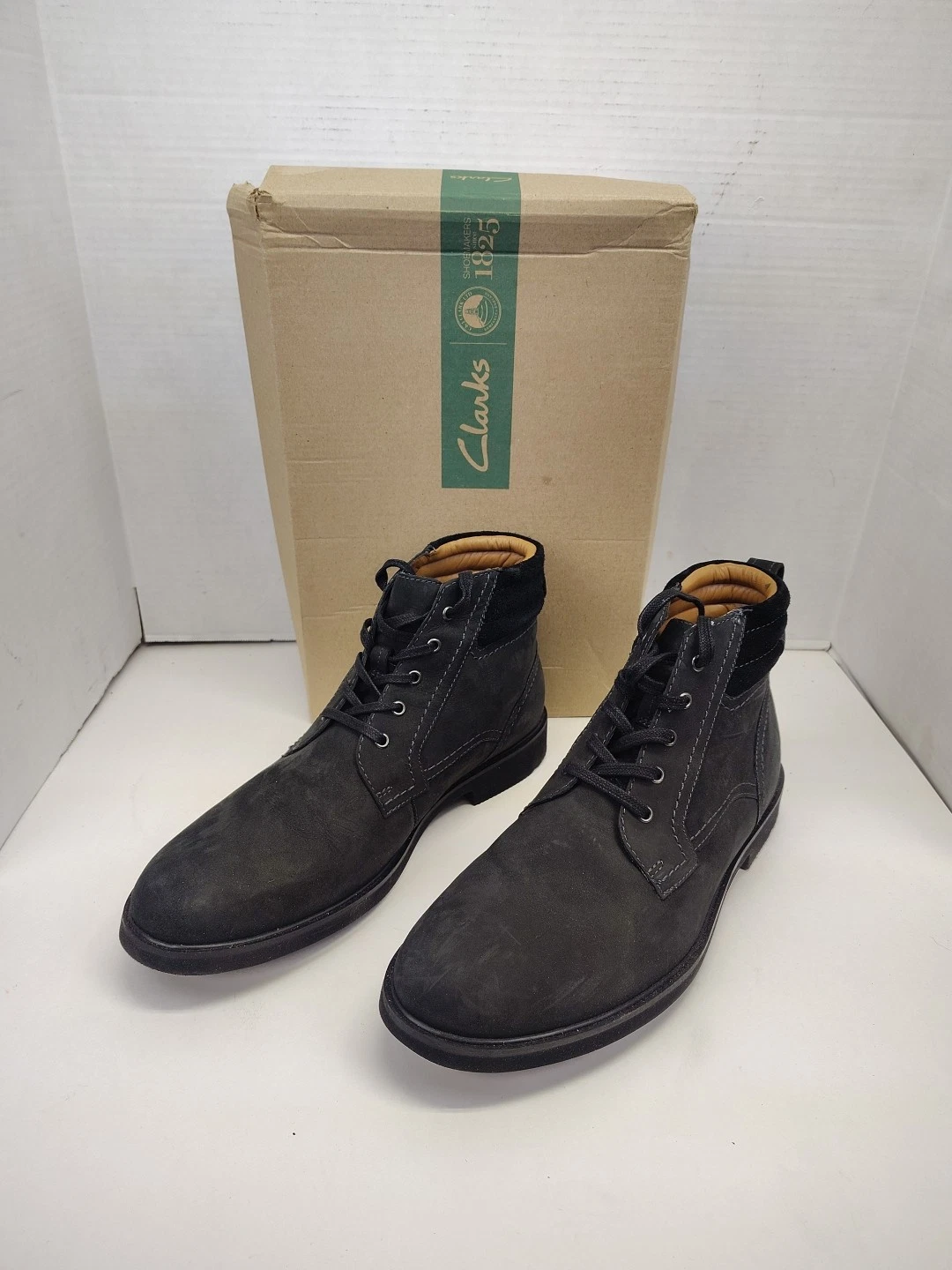 Clarks Riston Edge Men's Size 12 Black Nubuck Waterproof Ankle Boots 26119625