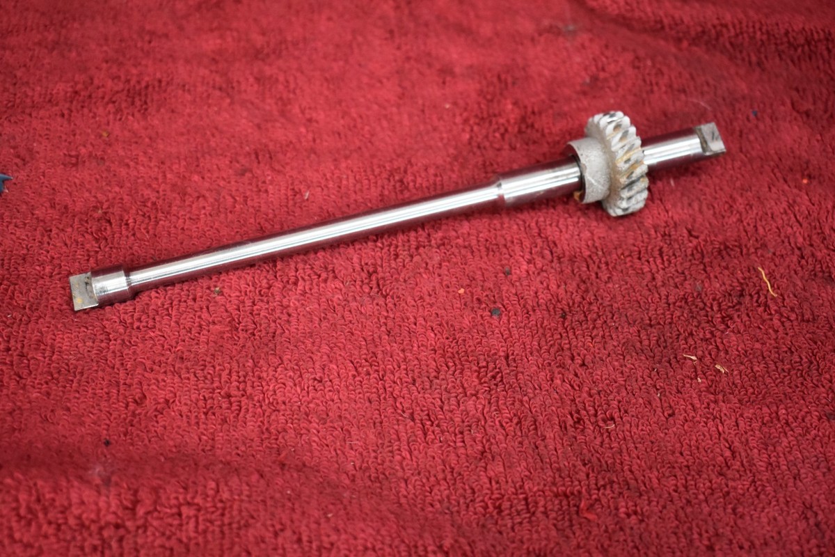 70-78 Datsun 240Z 260Z 280Z oil pump distributor drive shaft w