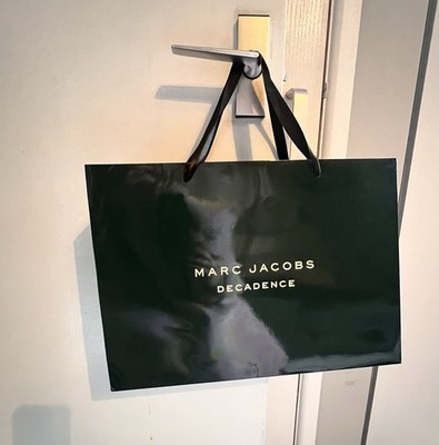   MARC JACOBS Decadence Qualität Geschenk / Einkaufstasche mit Band kein Parfum