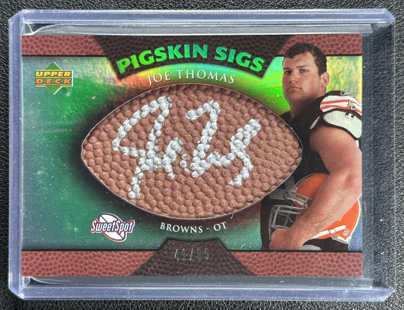 Joe Thomas Upper Deck Sweet Spot Pigskin Sigs #JT Green 75