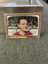 1966-67 Topps - Roger Crozier #43 A Beauty