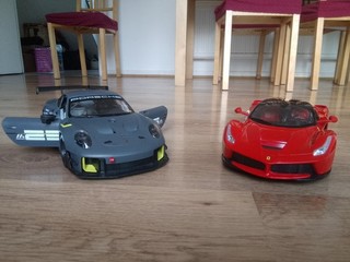 Rastar RC Supercar Collection – Porsche GT2 RS Clubsport & Ferrari LaFerrari