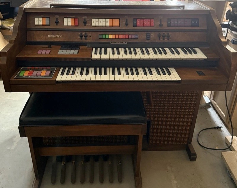 Vintage Kimball Organ Syntha-Swinger Entertainer Temptation Series M70